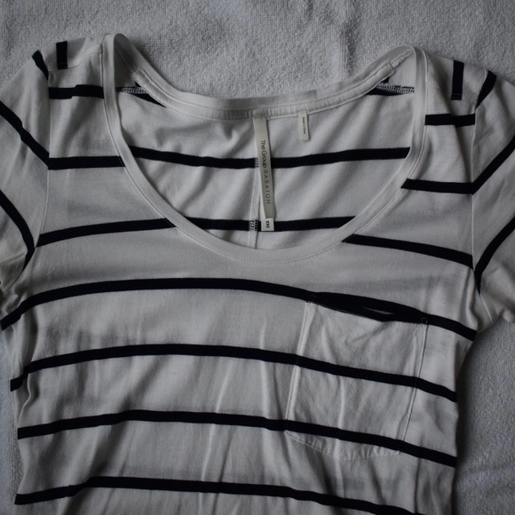 Aritzia Babaton stripped t-shirt - Picture 6 of 8